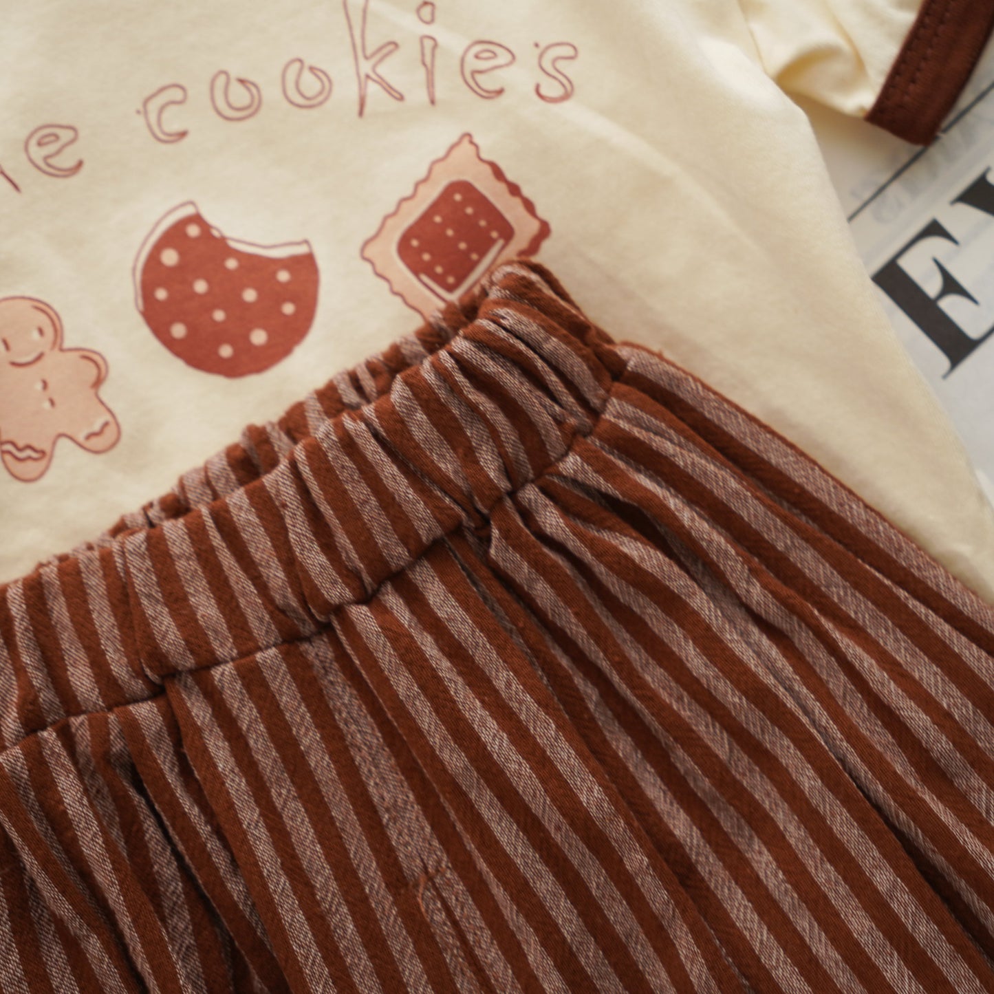 Cookies T-Shirt & Line Casual Pants Set