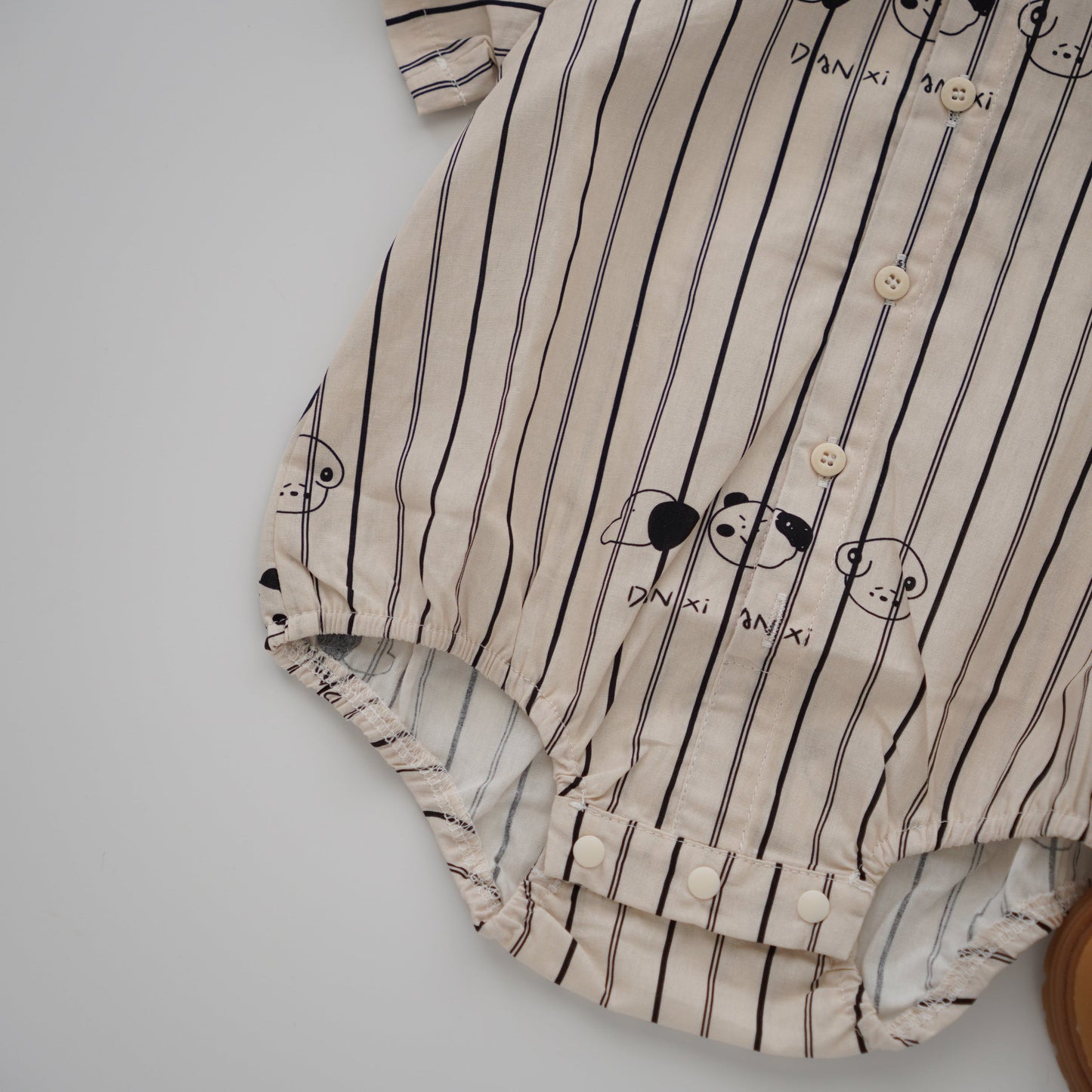 Cartoon Line Romper (Size 73)