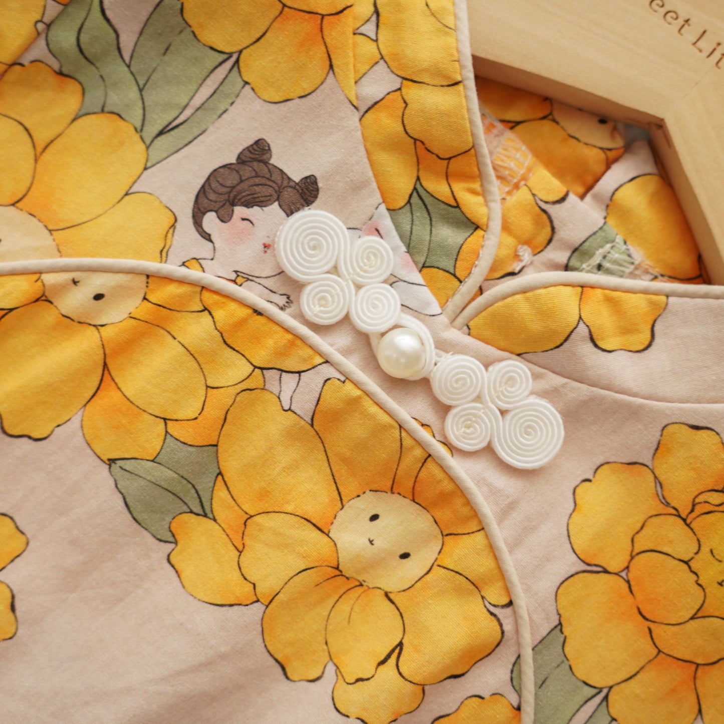 Flower & Cat Sister Matching Cheongsam